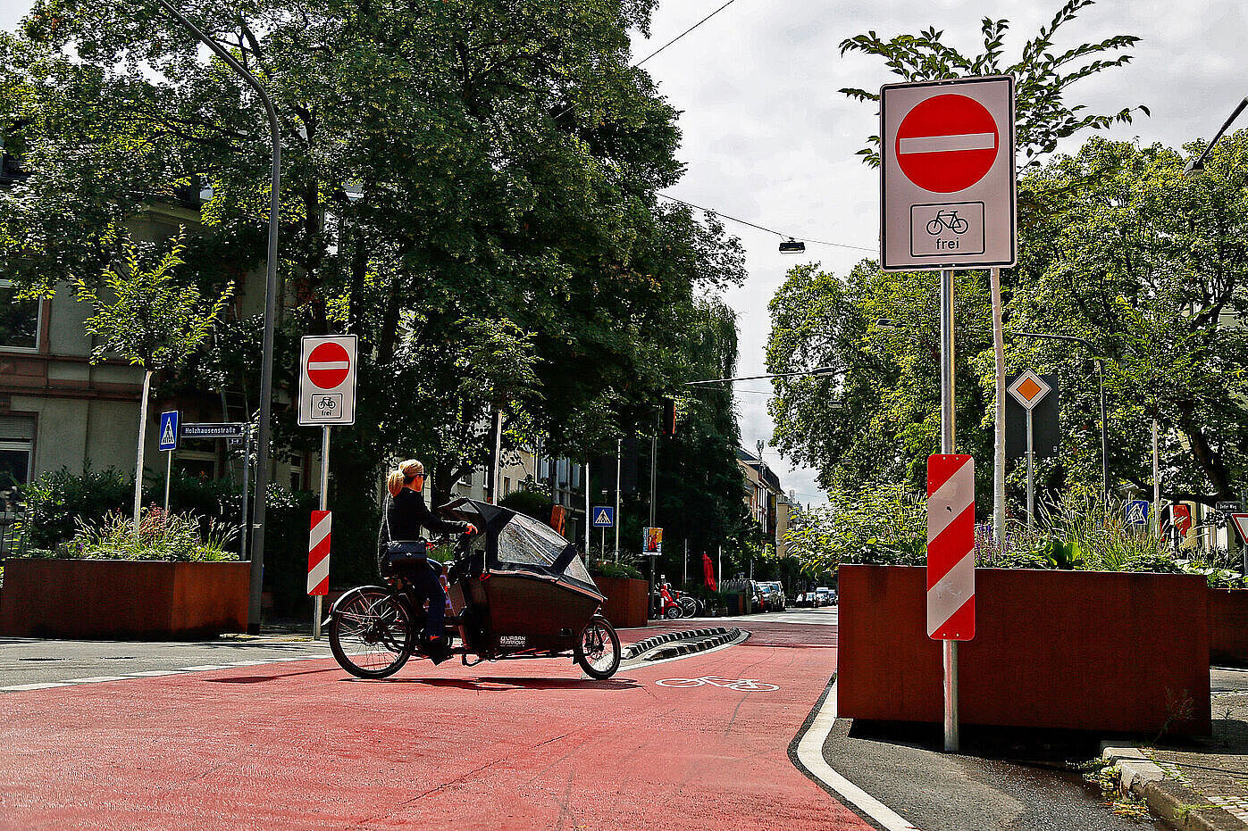 Oeder Weg, Frankfurt Radweg in Frankfurt am Main